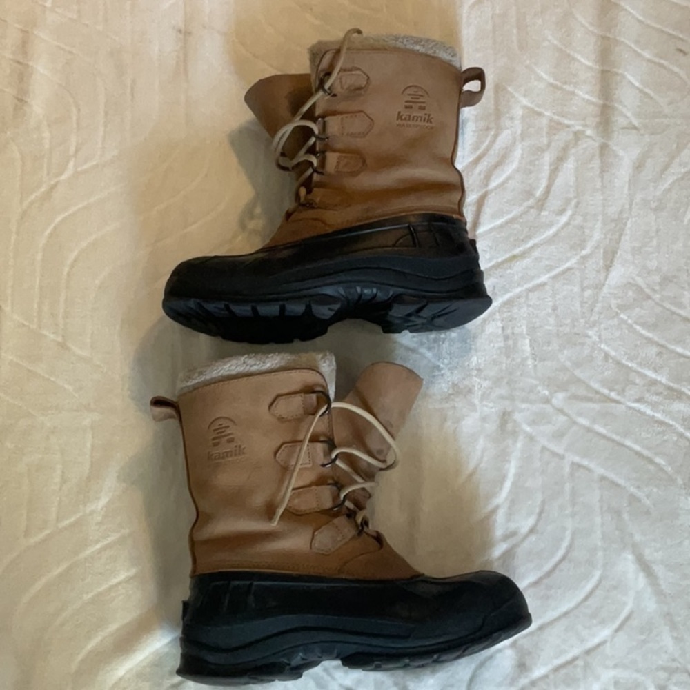 Kamik Tan and Black Snow Boots
